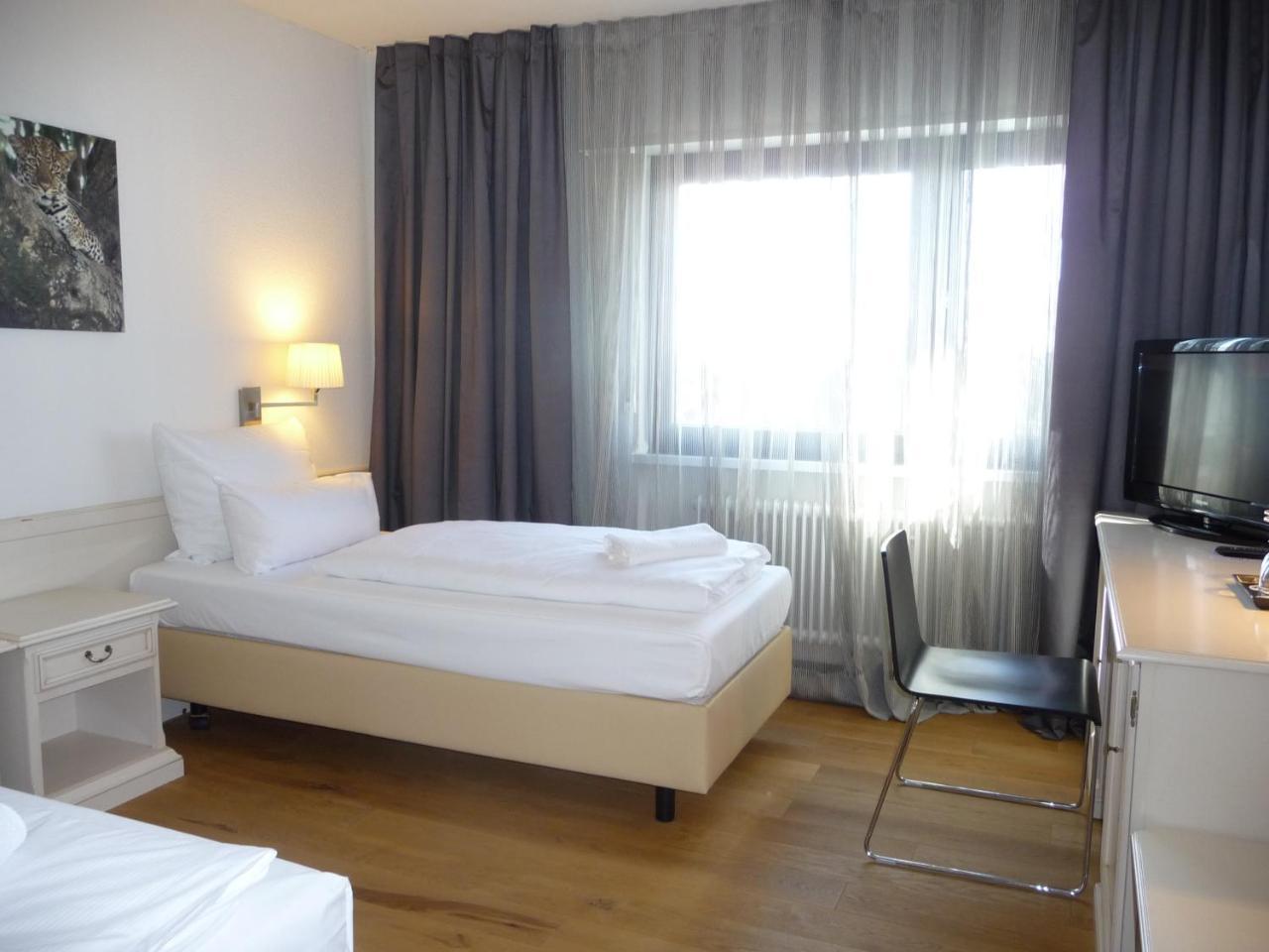Hotel Restaurant Felderbock Nussloch Экстерьер фото